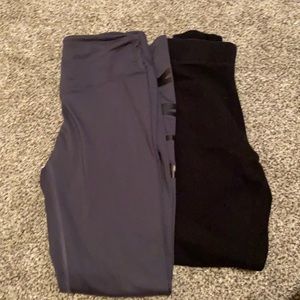 2 pack of PINK leggings